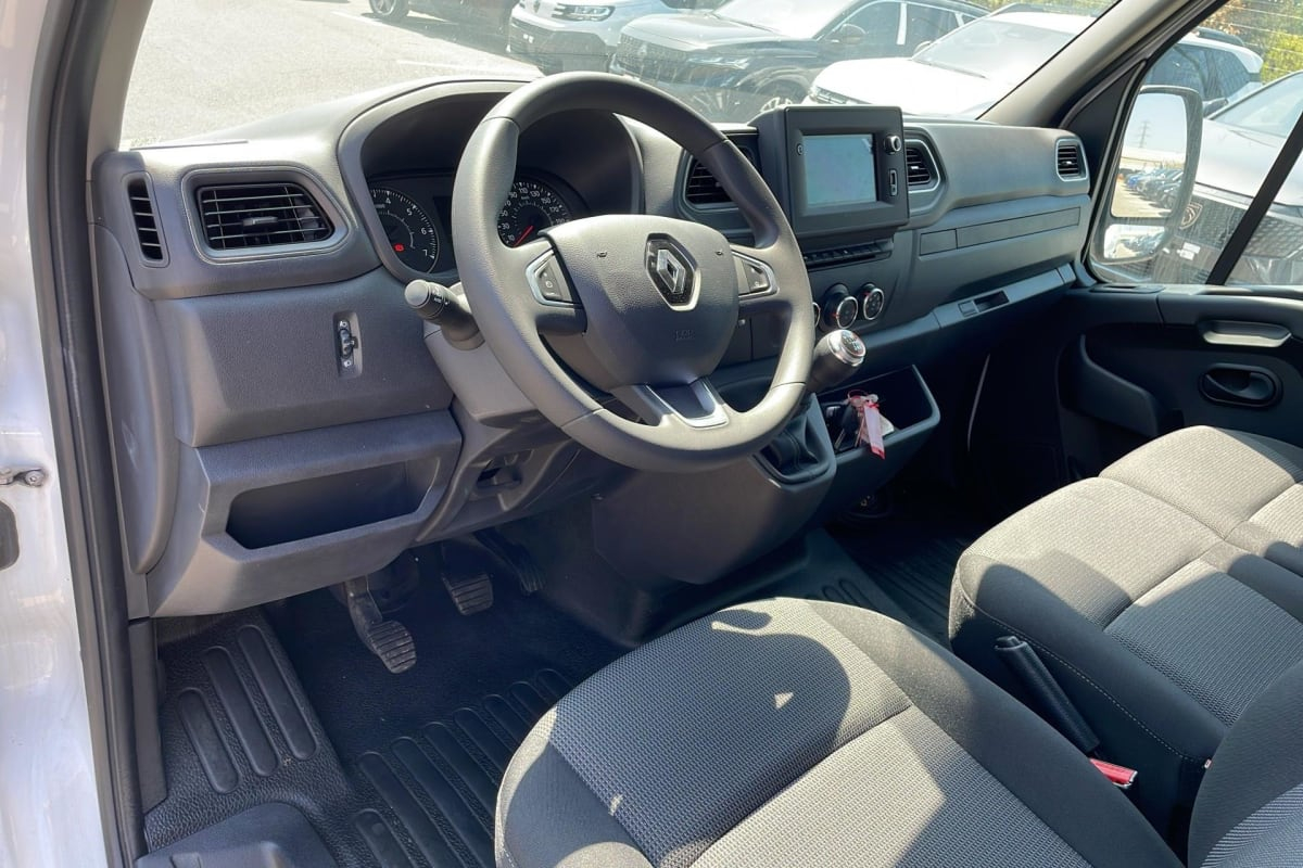 Renault Master Fourgon — photo 13