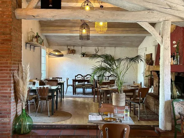 Restaurant 170 couverts avec terrasse en pleine croissance - Affaire clé en main