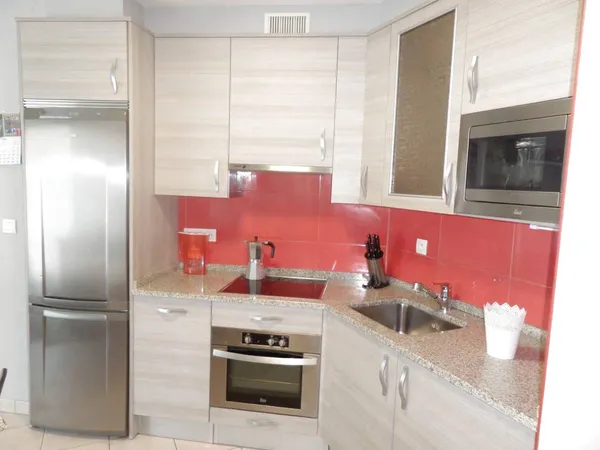 Hendaye, Ville JOLI 2 PIECES BIS AVEC PARKING,BALCON ET CAVE