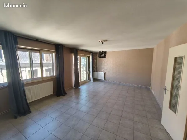 A louer ,5 pièces 78m2 centre ville de Châteauroux