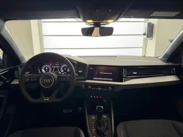Audi A1 sportback 30 tfsi 116ch s line s tronic 7 — photo 12