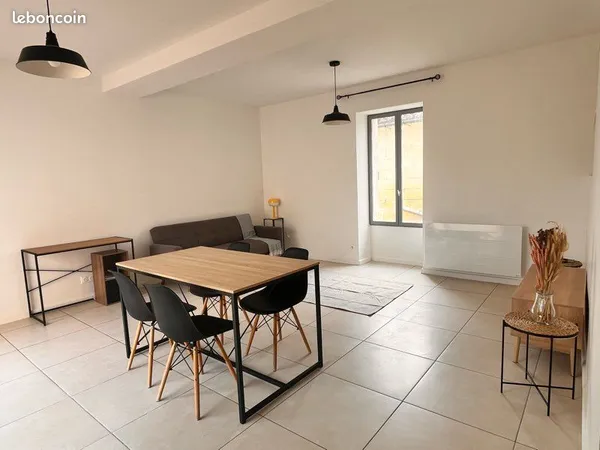 T2 RDC 64M2 avec Terrasse et parking