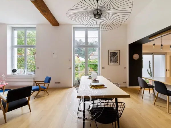 BIARRITZ BEAURIVAGE, VILLA LOFT DE 164 M² ENTIEREMENT RENOVEE