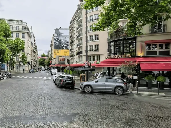 Local commercial 75 m²