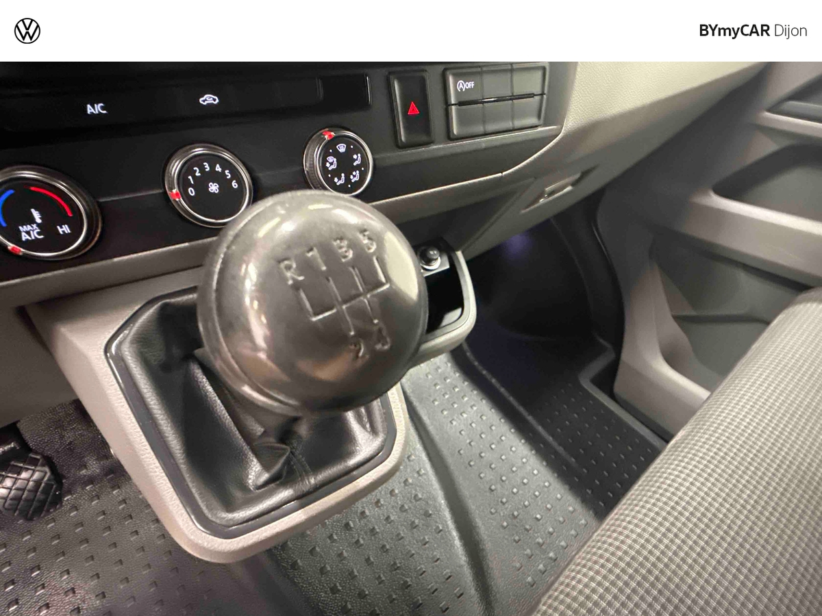 Volkswagen Utilitaires TRANSPORTER 6.1 VAN L1H1 2.0 TDI 110 BVM5 — photo 21