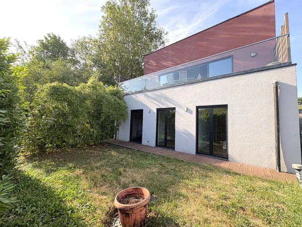 Maison 7 pièces 171 m²