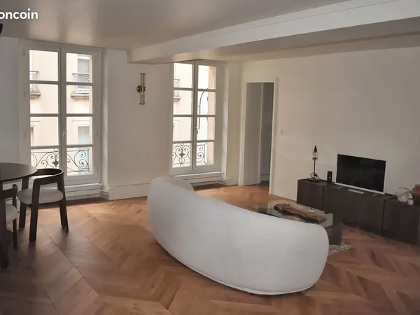 Location appartement meublé 70 m² (2 chambres) à Saint-Germain-en-Laye