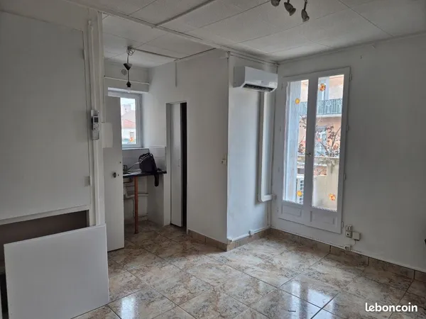 Appartement Location Béziers 1p 17m² 350€
