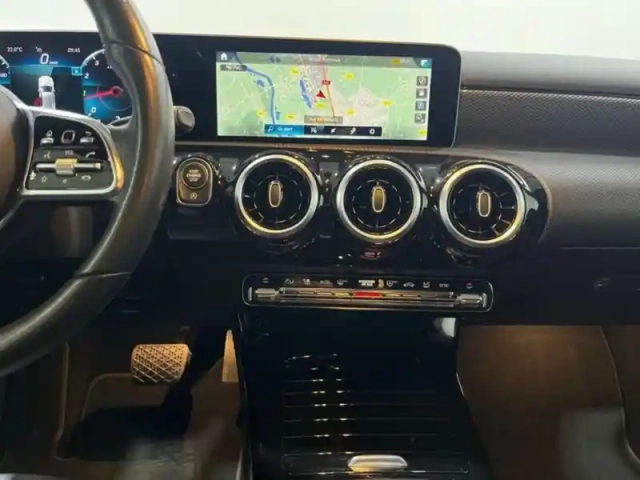 Mercedes Classe A iv 200 7g-dct progressive line — photo 10