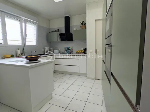 Maison 6 pièces 200 m²
