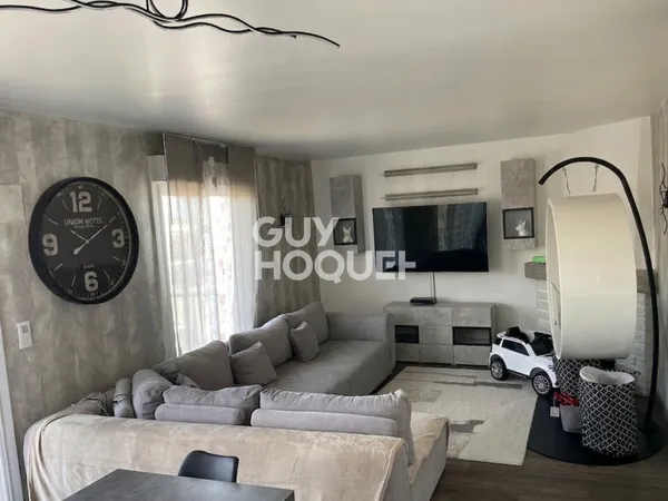 Appartement Place NEY - 3 pièces - 84 m²