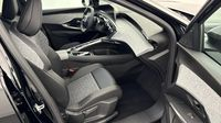 Peugeot 5008 Hybrid 145ch Allure e-DCS6 — photo 15