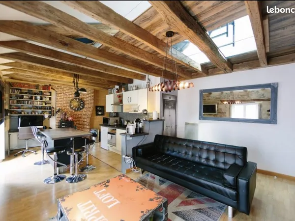 Duplex type loft hyper-centre