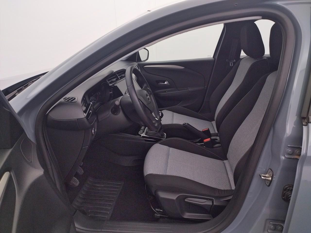 Opel Corsa 1.2 turbo 100 ch bvm6 — photo 10