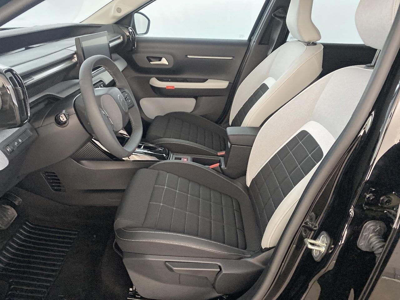 Citroën C3 hybride 110 ch automatique max — photo 9