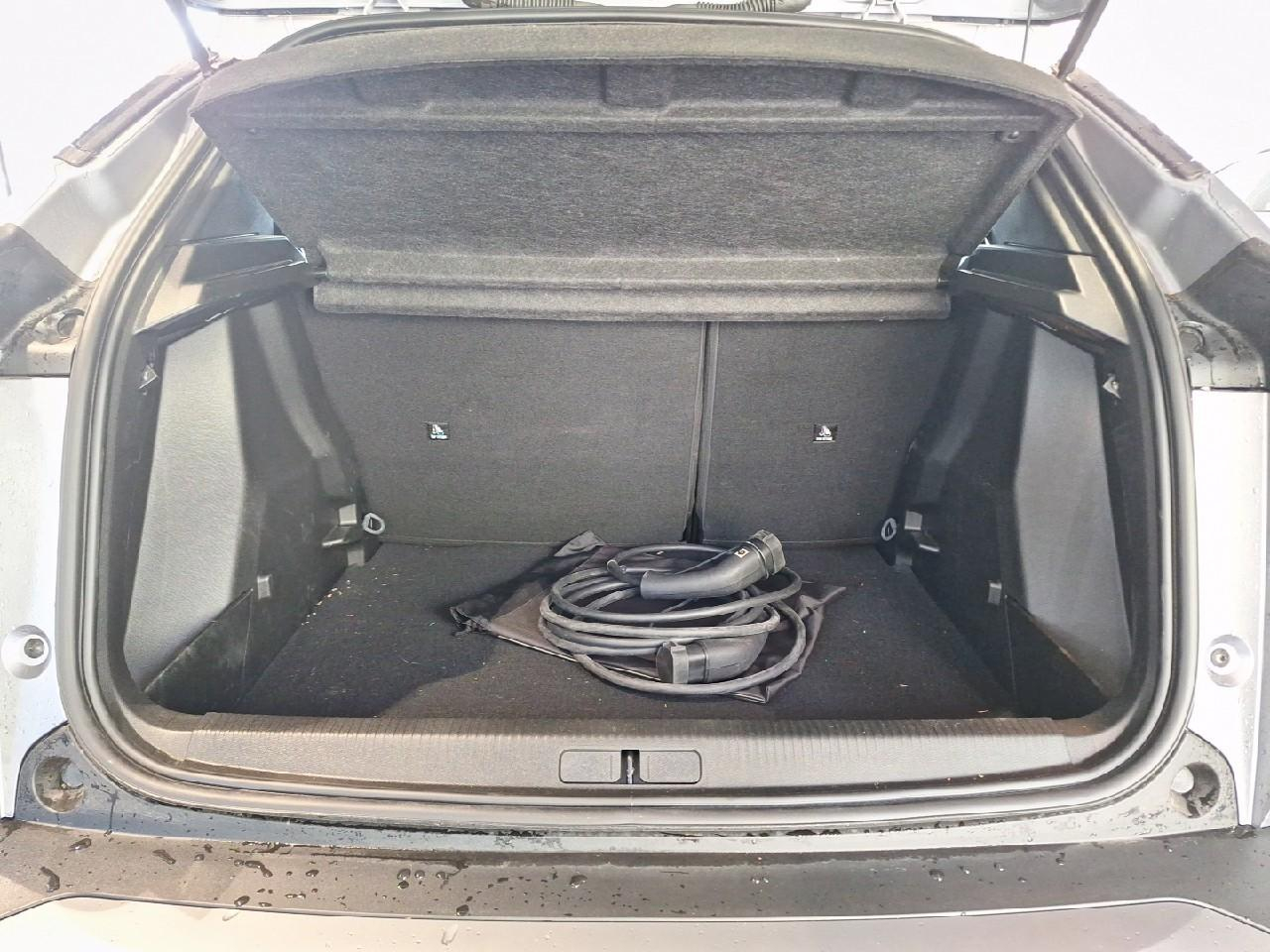 Peugeot 2008 e-2008 156ch 54 kwh style — photo 6