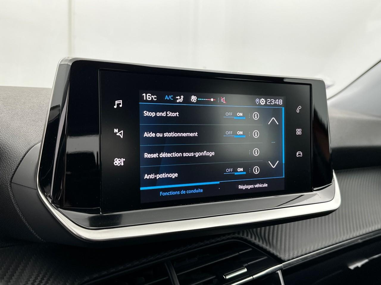 Peugeot 2008 puretech 100 s&s bvm6 active — photo 26