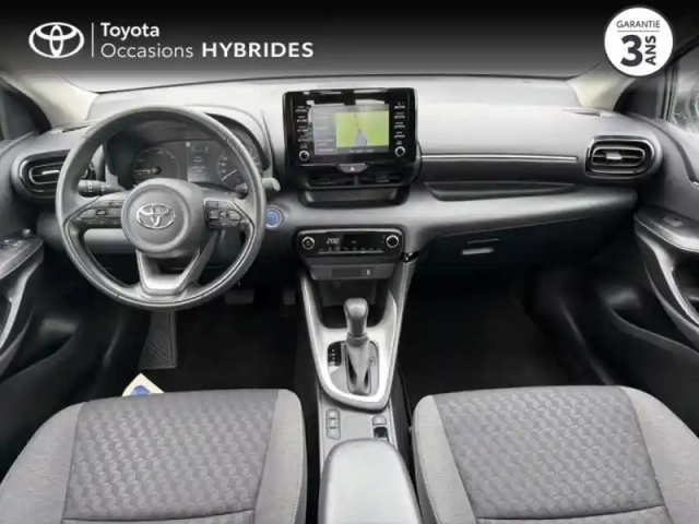 Toyota Yaris 116h dynamic 5p my22 — photo 14