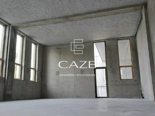 Local d'activité 591 m²