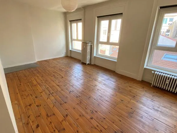 Appartement 2 pièces 64 m²