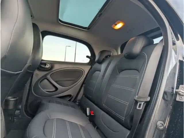 Smart Forfour electric drive / eq — photo 19