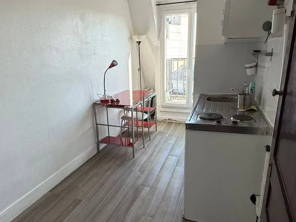 Appartement 1 pièce 8 m²