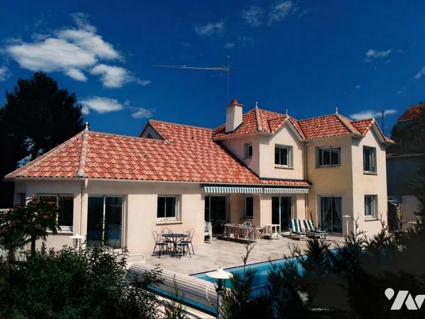 Maison 4 pièces 170 m²