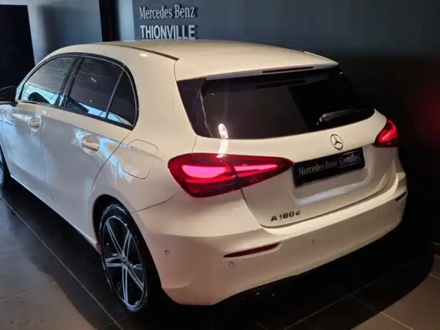Mercedes Classe A 180 d progressive line — photo 30