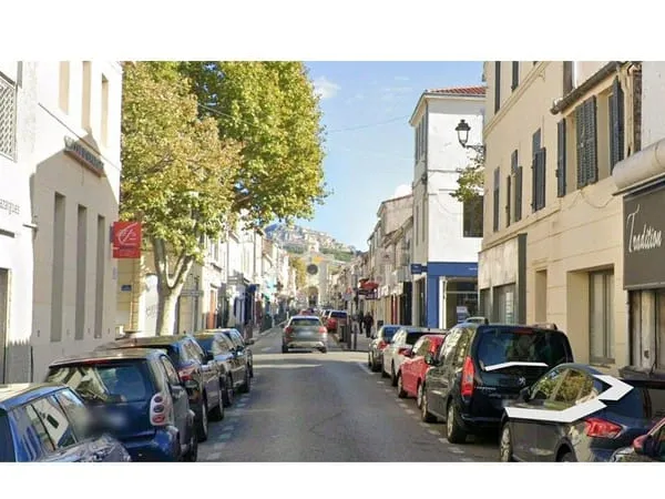 Local commercial 1 pièce 35 m²