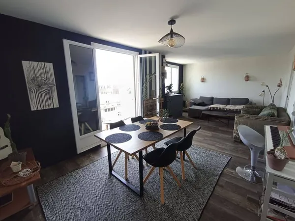 Appartement 3 pièces 84 m²