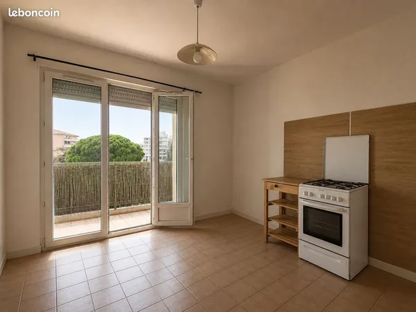 Studio 1 pièce 17 m²