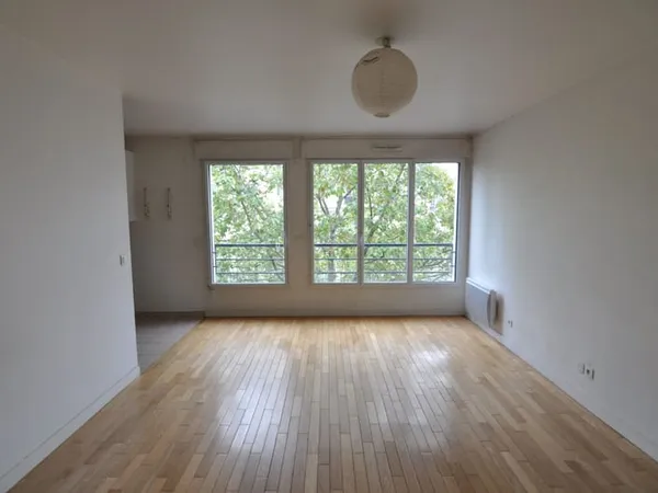 3 pièces 61 m² avec Parking et Cave - Paris 12e (Bd Diderot)