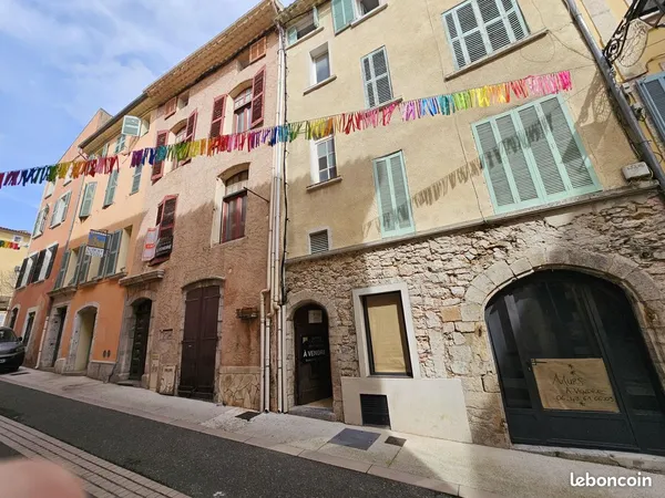 Vente | Appartement T1 | 2p | 1ch | 32.16 m² | Hyères | Expo Sud/Nord