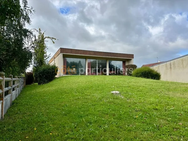 Maison à esprit contemporain à rénover - Agneaux
