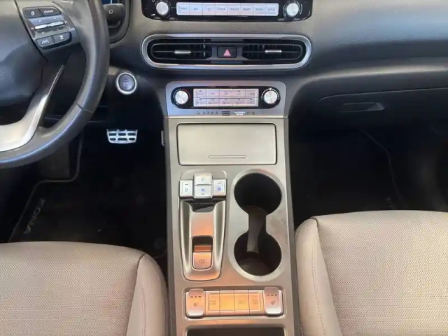 Hyundai Kona electrique 64 kwh - 204 ch — photo 11