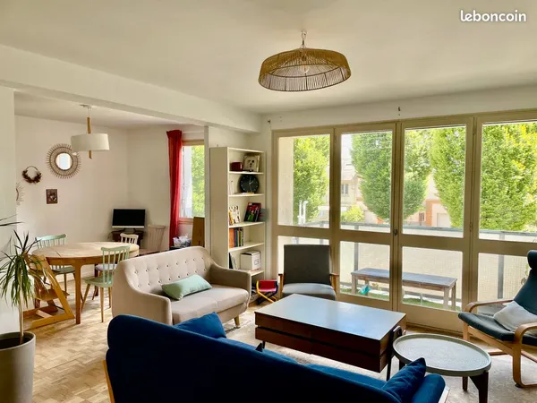 Appartement lumineux 82m2