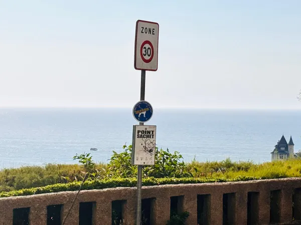 BIARRITZ Cote des Basques - Appartement RDC face à la mer - 44m²