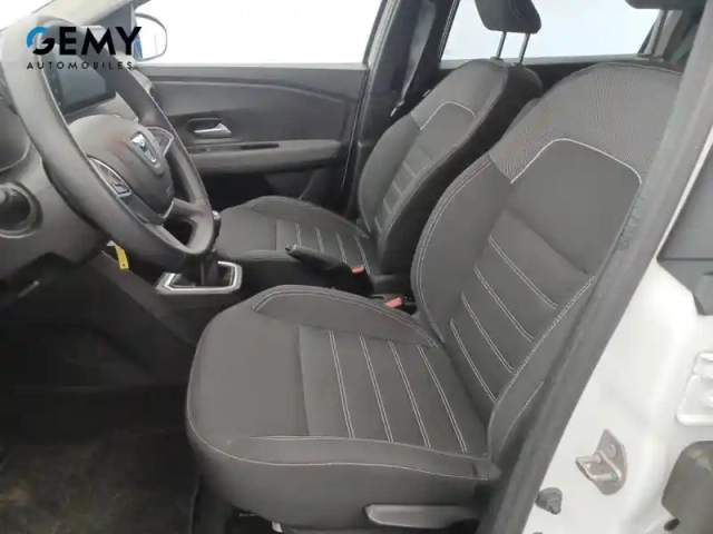 Dacia Jogger eco-g 100 7 places — photo 55