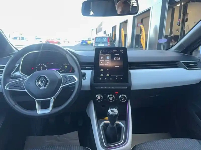 Renault Clio tce 90 - 21n — photo 11