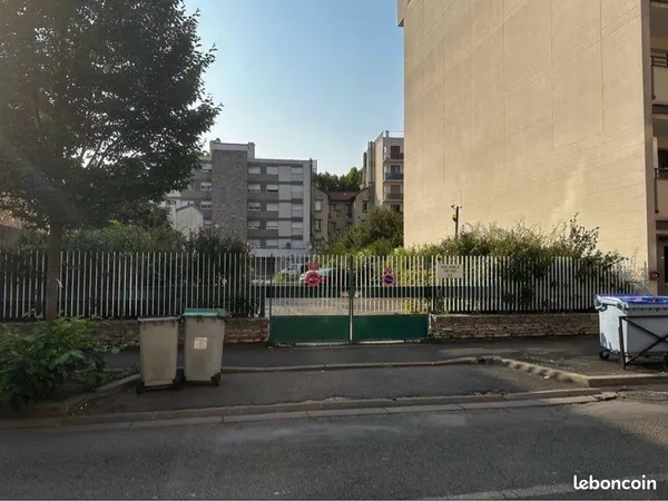 Parking individuel à Aulnay-sous-Bois