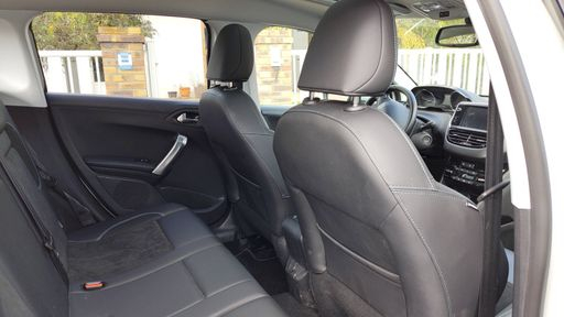 Peugeot 2008 1.2 PureTech 110 EAT6 - Crossway – 2019 – 34165 km – Essence – Boîte Automatique — photo 8