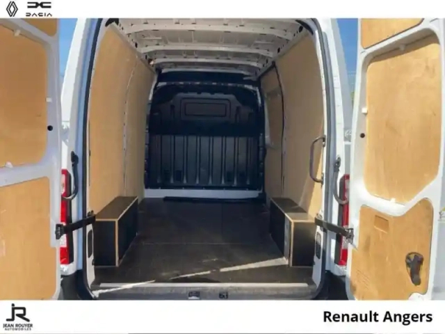 Renault Master fg f3500 l2h2 2.3 blue dci 110ch confort - 16990? ht — photo 7