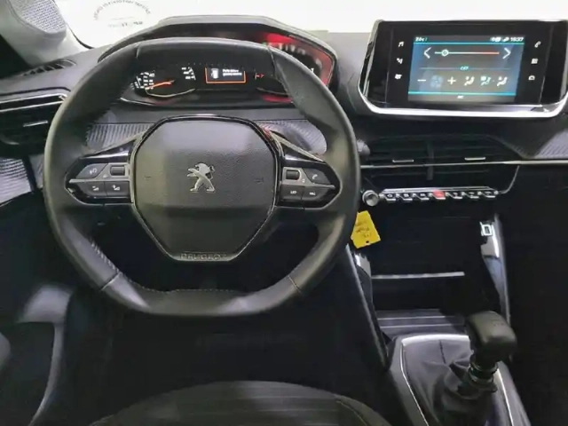 Peugeot 208 puretech 100 s&amp;s bvm6 — photo 27