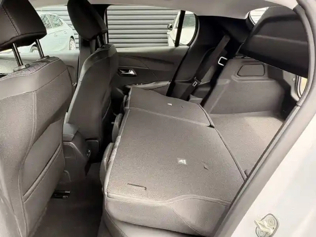 Peugeot 208 electrique 156ch 54 kwh — photo 28