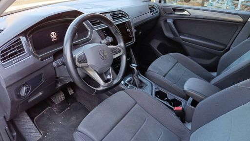 Volkswagen Tiguan 1.5 TSI 150.0 - Confortline Business – 2021 – 95334 km – Essence – Boîte Automatique — photo 19
