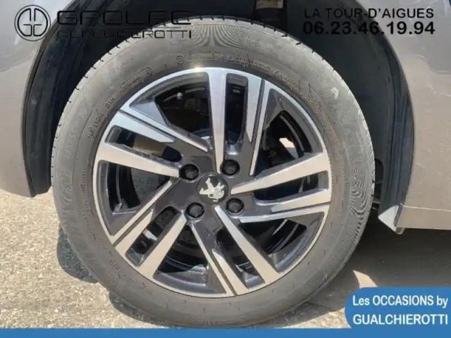 Peugeot 208 1.2 puretech 100ch s&amp;s style — photo 13