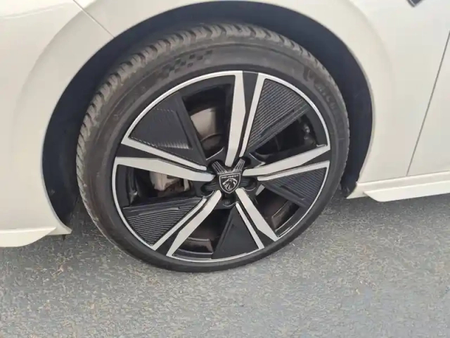 Peugeot 308 bluehdi 130ch s&amp;s eat8 — photo 11