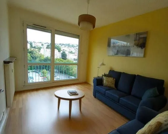 Beau 3P traversant 65m² avec garage