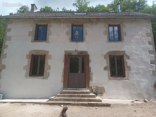 Maison plus grange à vendre