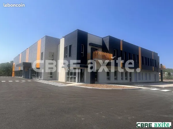 LOCAL D'ACTIVITE 655 m² TIGNIEU-JAMEYZIEU